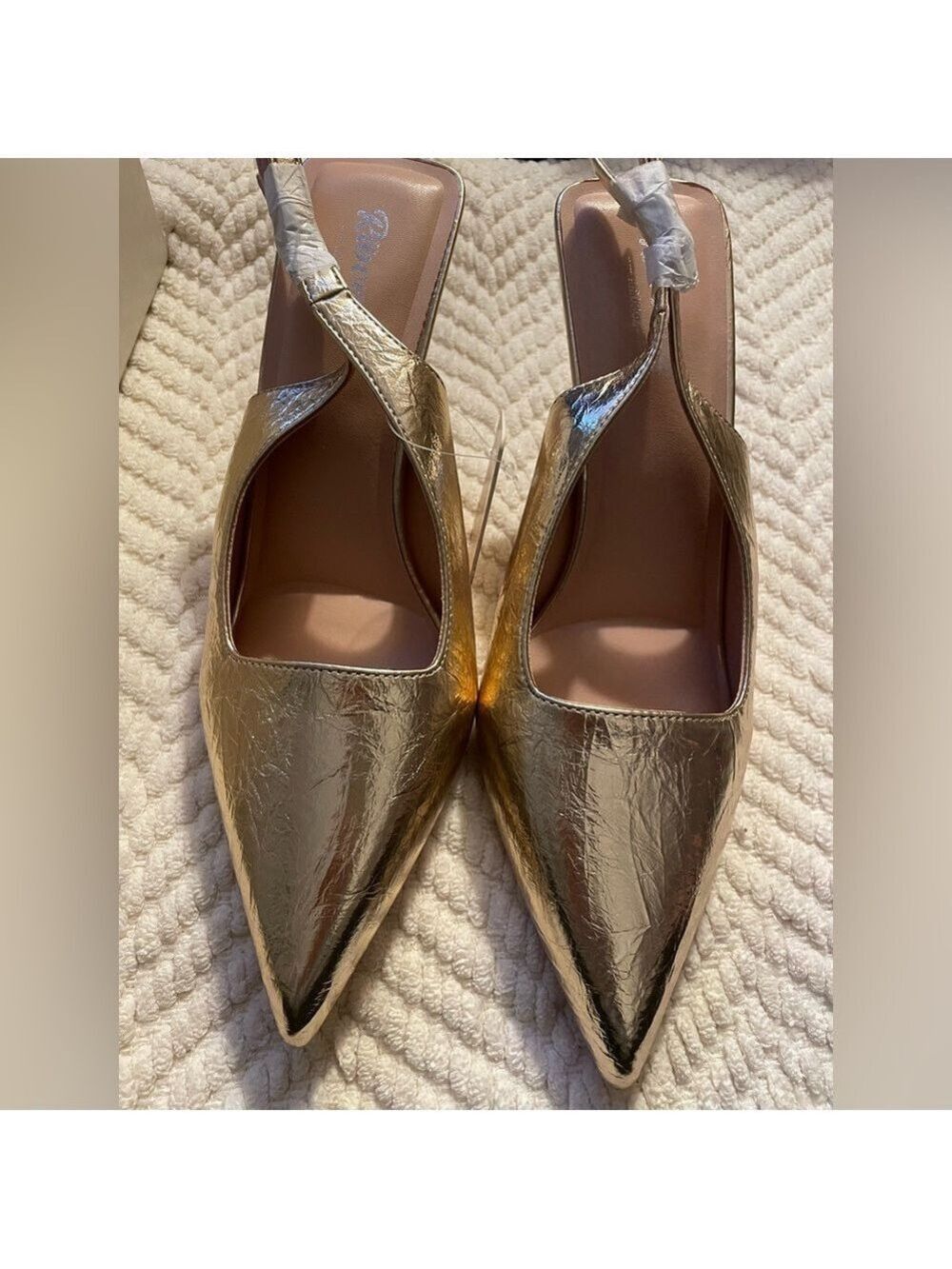 Gold Slingback High Heels - Picture 10 of 17